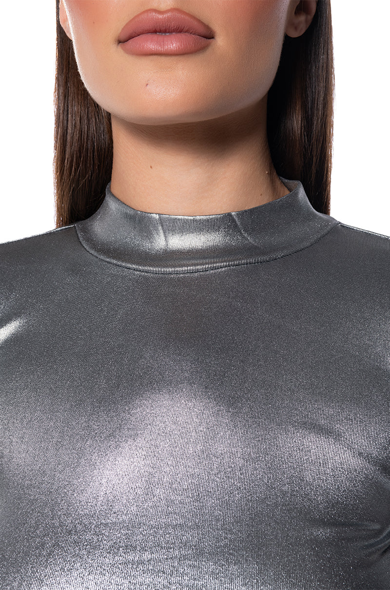 JUST LIKE MAGIC SLINKY TURTLENECK LONG SLEEVE TEE