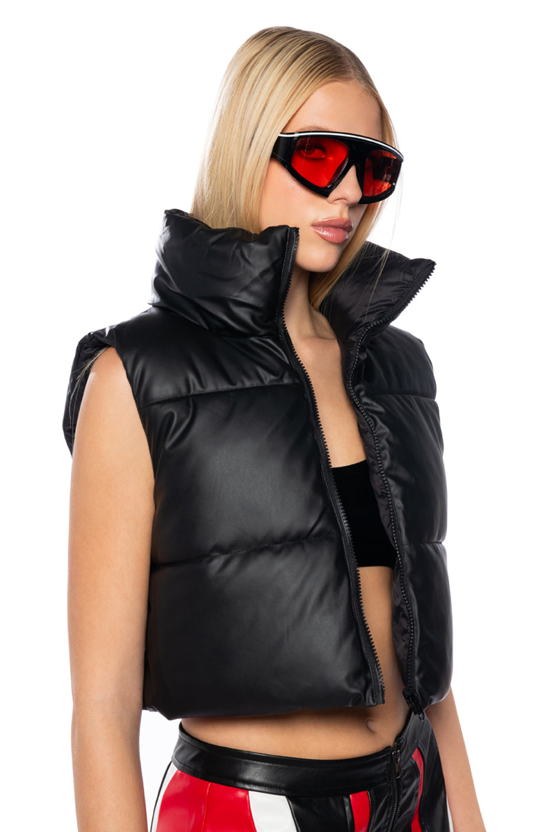 NYLON AND PU REVERSIBLE PUFFER VEST