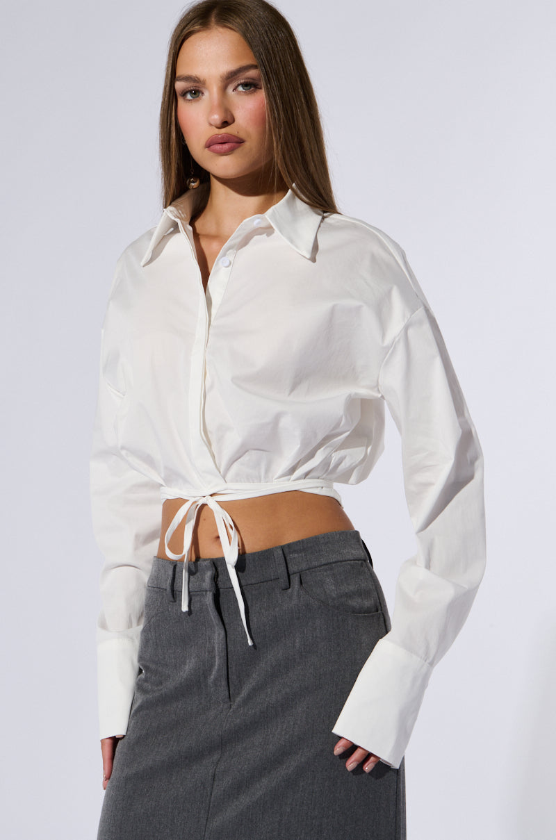 MINIMAL ELEGANCE BUTTON DOWN POPLIN SHIRT