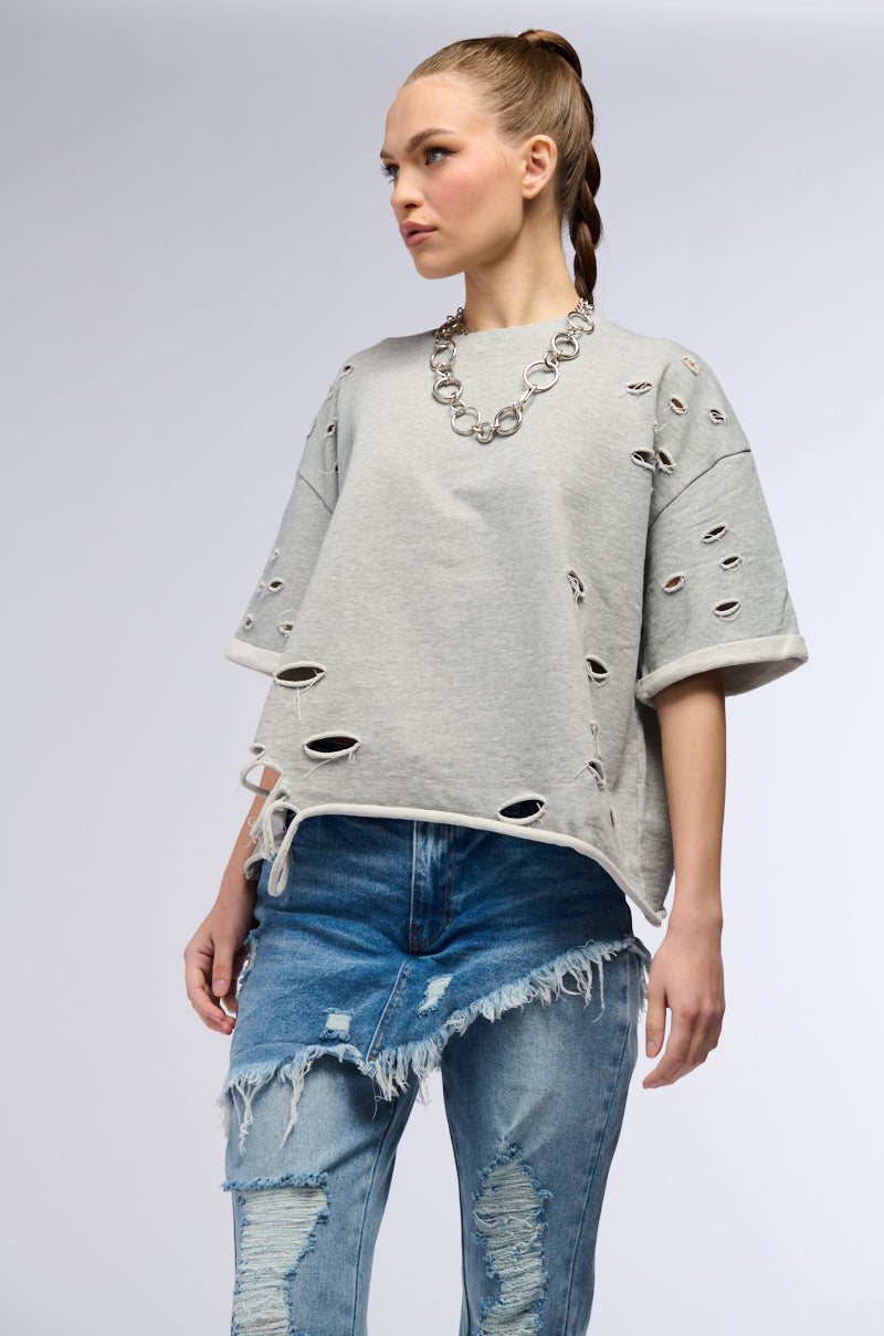 CHILL WEEKEND DISTRESSED FRENCH TERRY T SHIRT