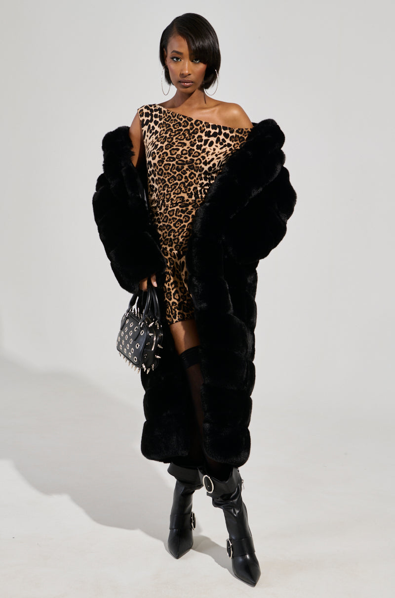 FAUX FUR PANEL HOODED TRENCH IN BLACK