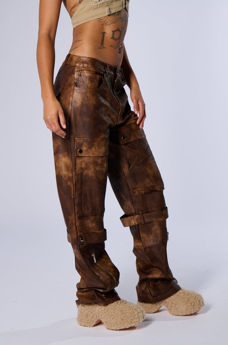 OUT LIKE A BANDIT FAUX LEATHER CARGO PANT IN BROWN