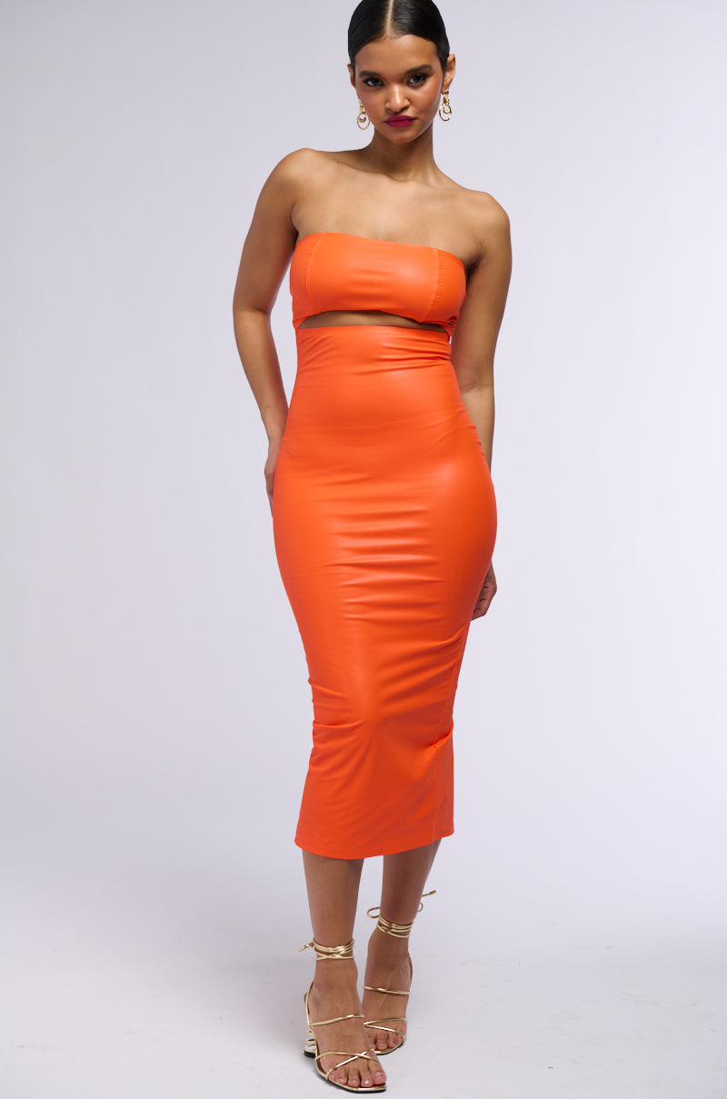 PRETTY LADY PLEATHER MIDI DRESS WITH CUT OUT