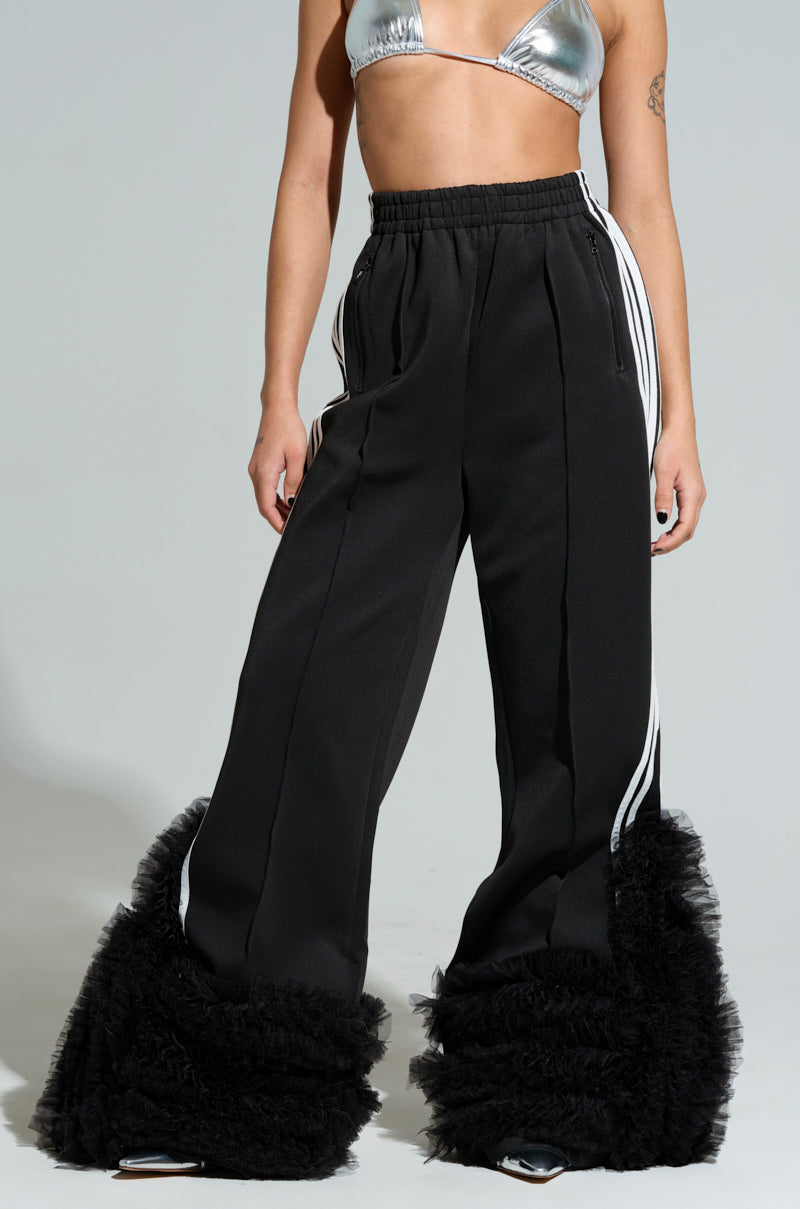 MODERN JAM TRACK PANT WITH TULLE IN BLACK