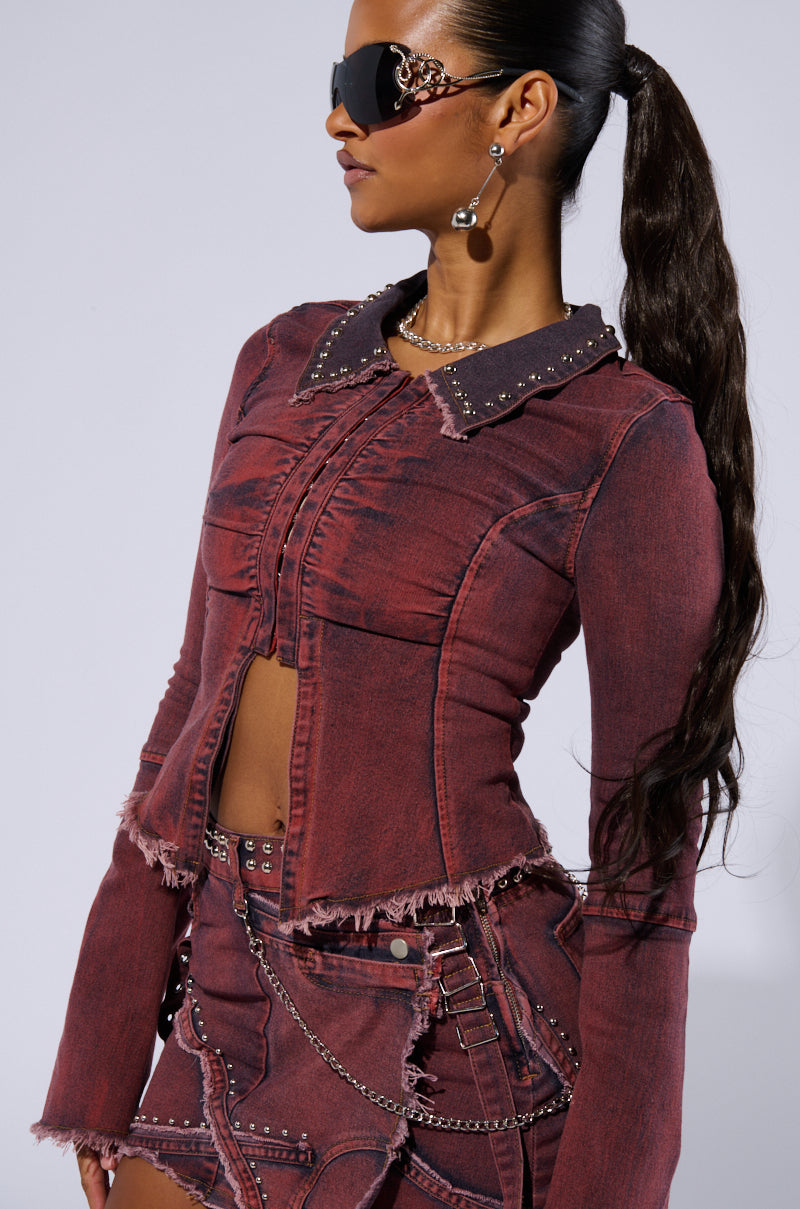 PULL A LOOK DISTRESSED DENIM TOP IN RED