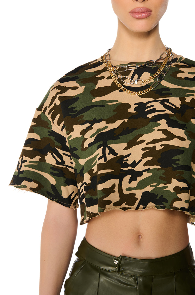 LIFT ME UP SHORT SLEEVE CAMO CROPPED SHIRT