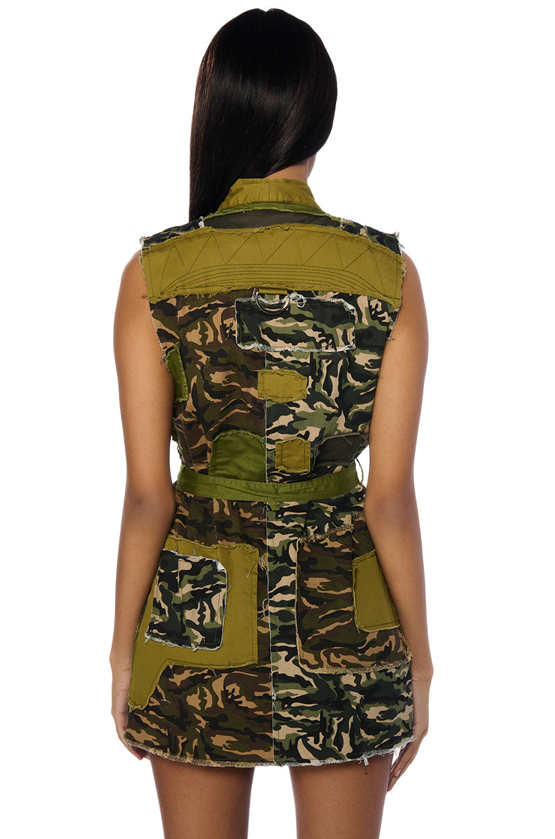 CAN YOU DIG IT CAMO PATCHWORK VEST