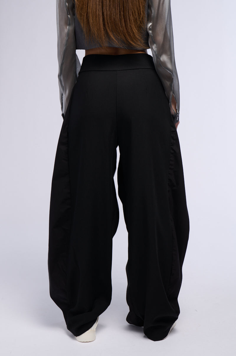 AMBER WIDE LEG PLEATED TROUSER PANT