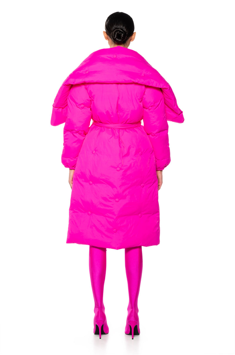 CAMPING TUFFED PUFFER COAT IN PINK