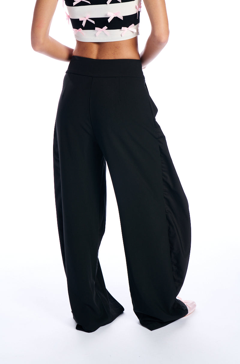 AMBER WIDE LEG PLEATED TROUSER PANT