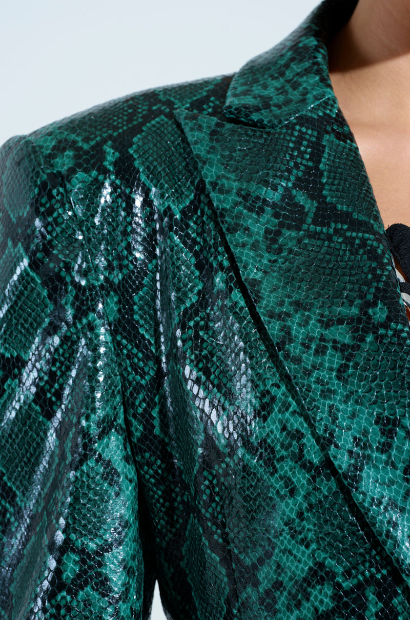 INCOGNITO SNAKE PRINT TRENCH IN GREEN