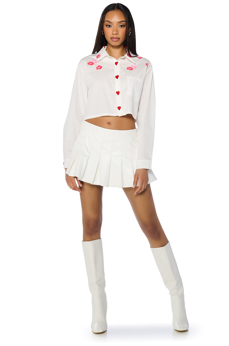 POP KISS BUTTON DOWN SHIRT