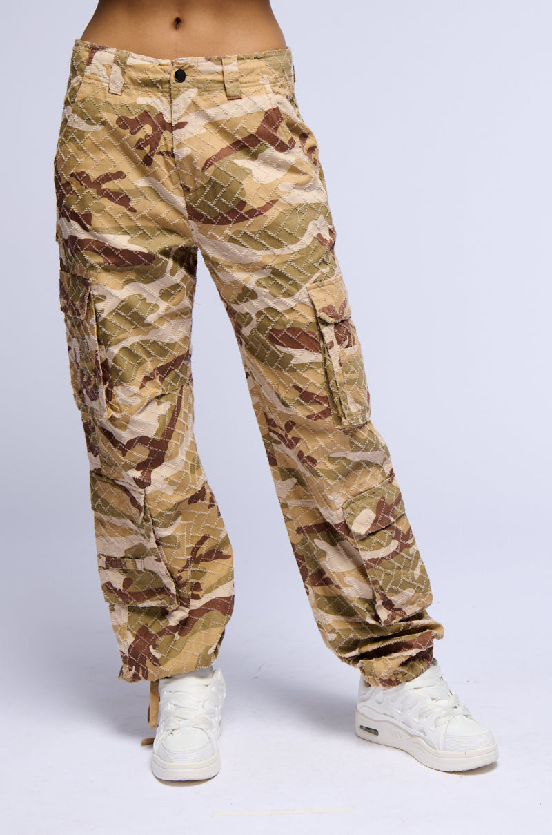 ON DUTY ADJUSTABLE DRAWSTRING CAMO PANT