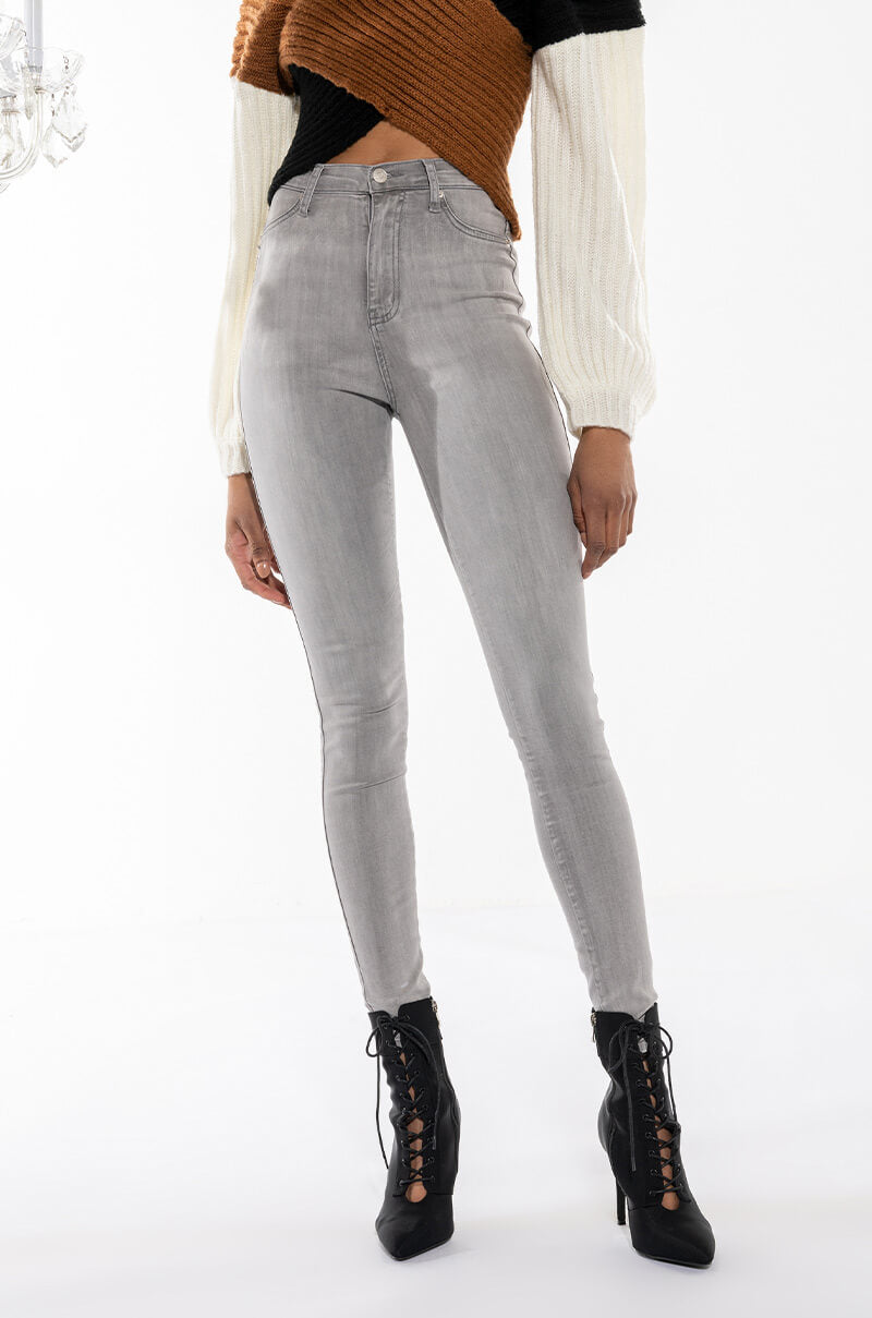 FLEX-FIT HIGH WAISTED SUPER STRETCHY SKINNY JEANS