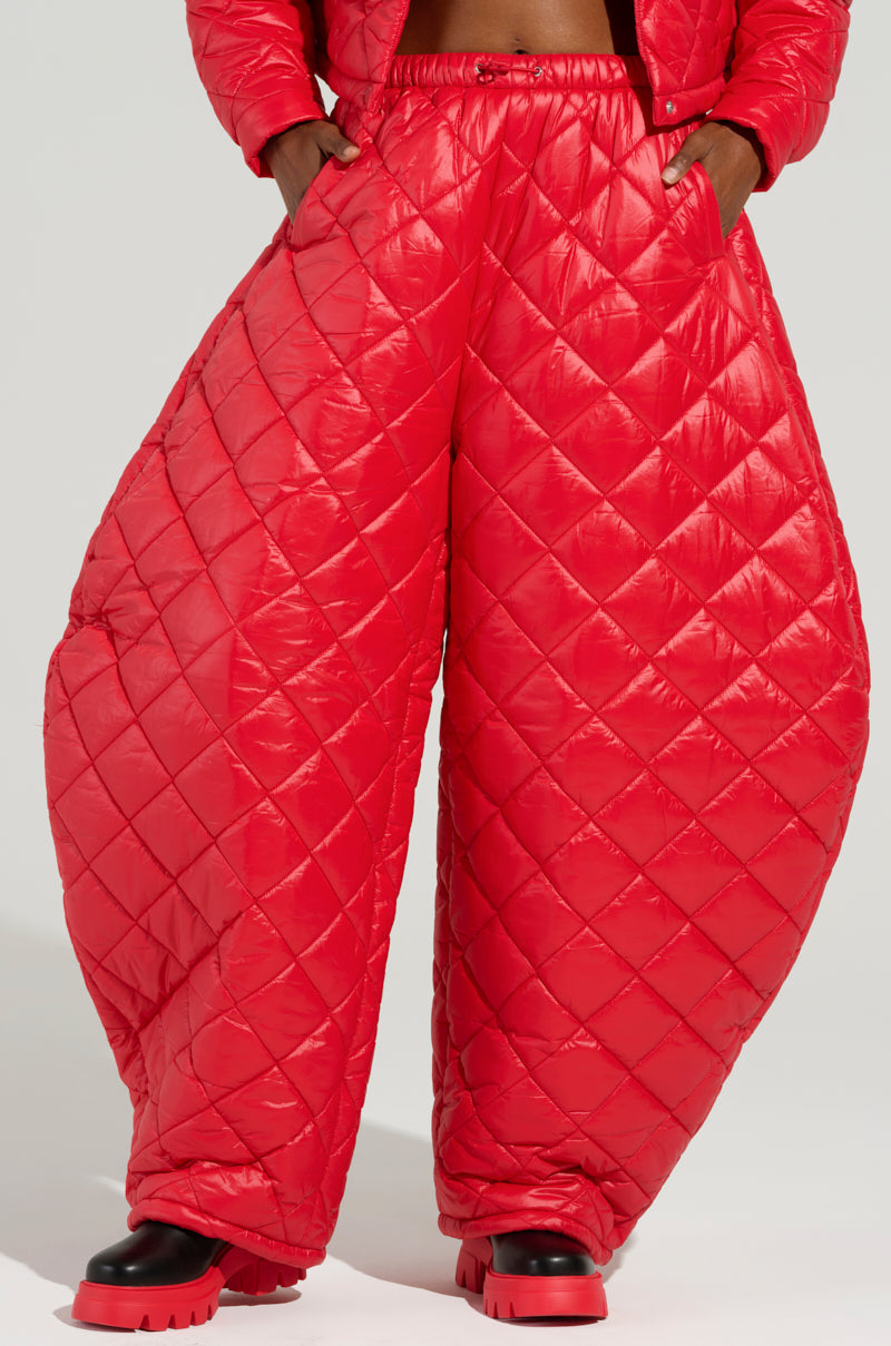 VIVI OVERSIZED PUFFER PANTS IN RED