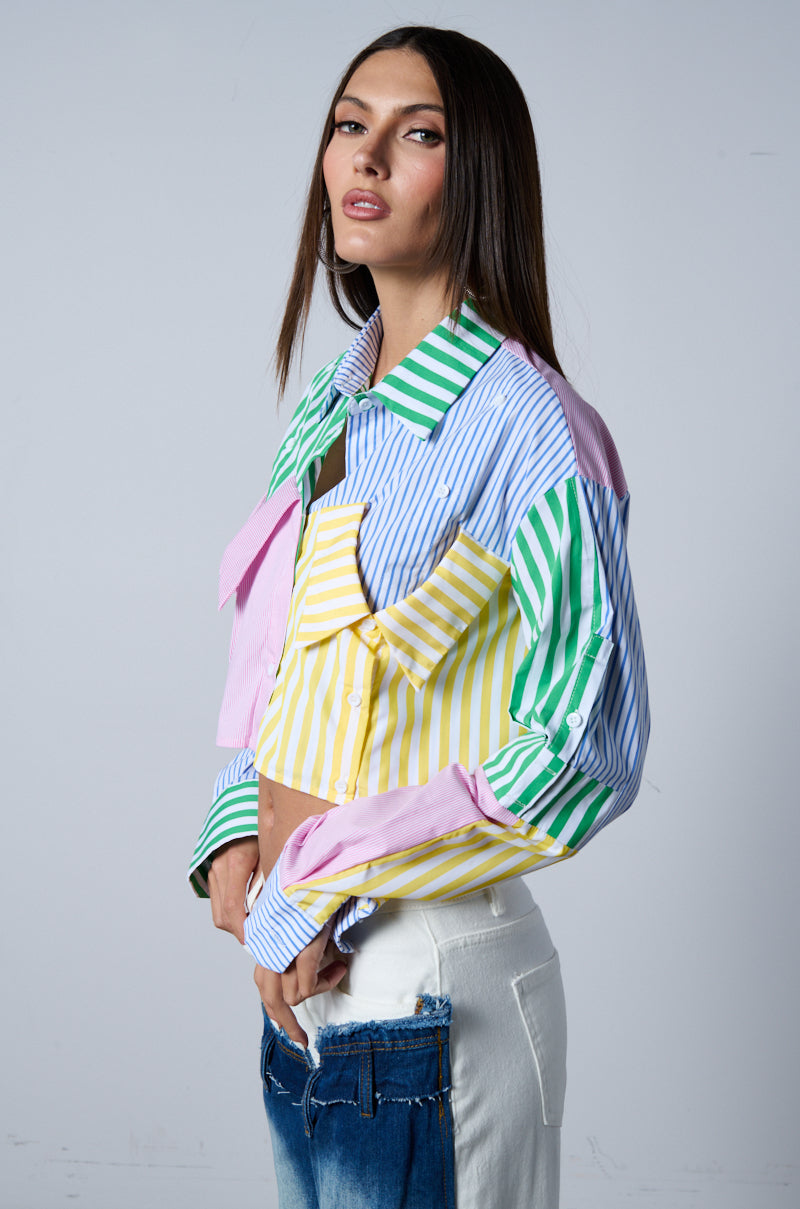 OVER AND OVER CROP BUTTON DOWN BLOUSE