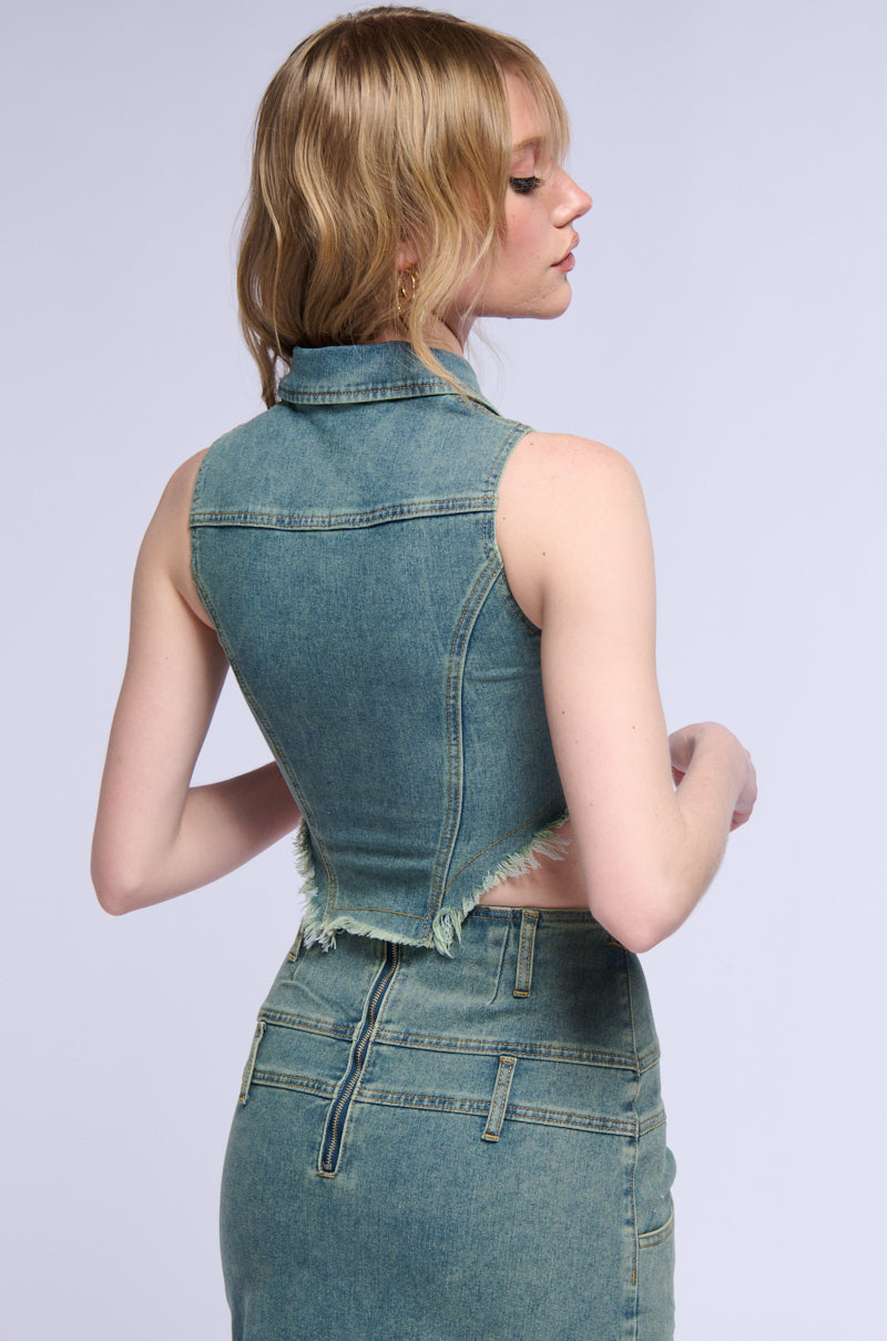 STERLING SLEEVELESS DENIM COLLARED TOP