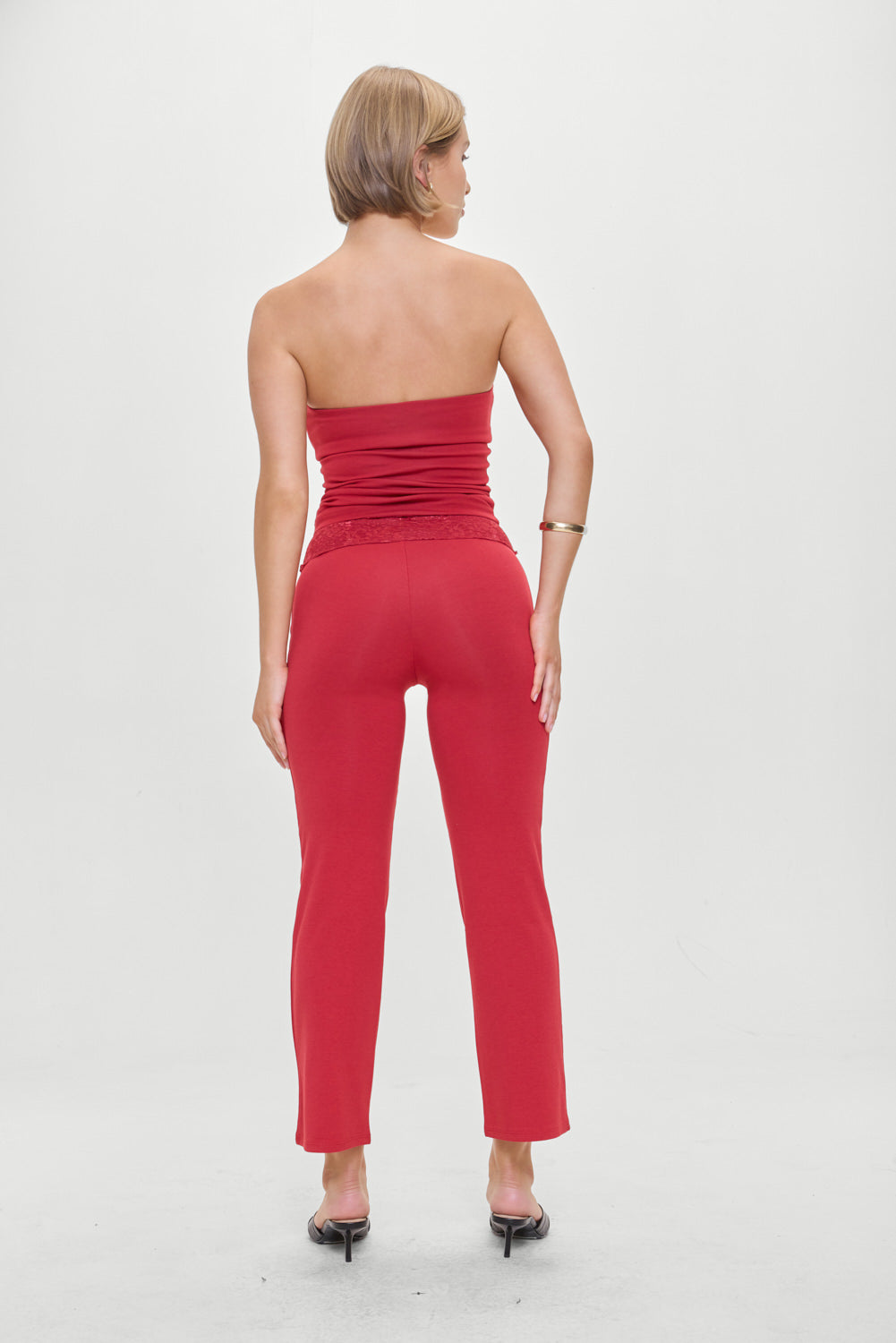 Holloway Low Rise Capri Pants - Pepper