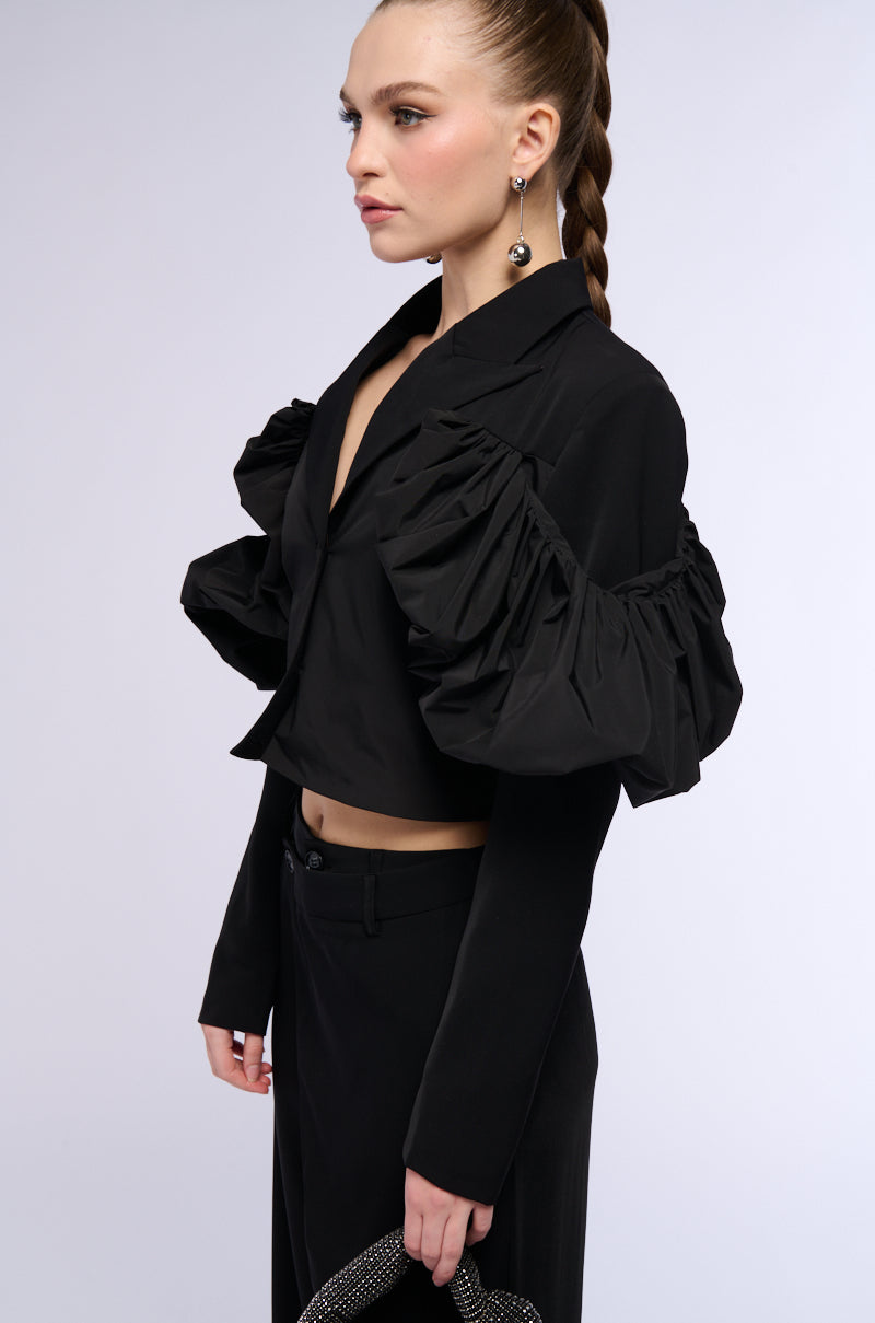 ILLUSION OFF DRAPED SHOULDER CROP BLAZER