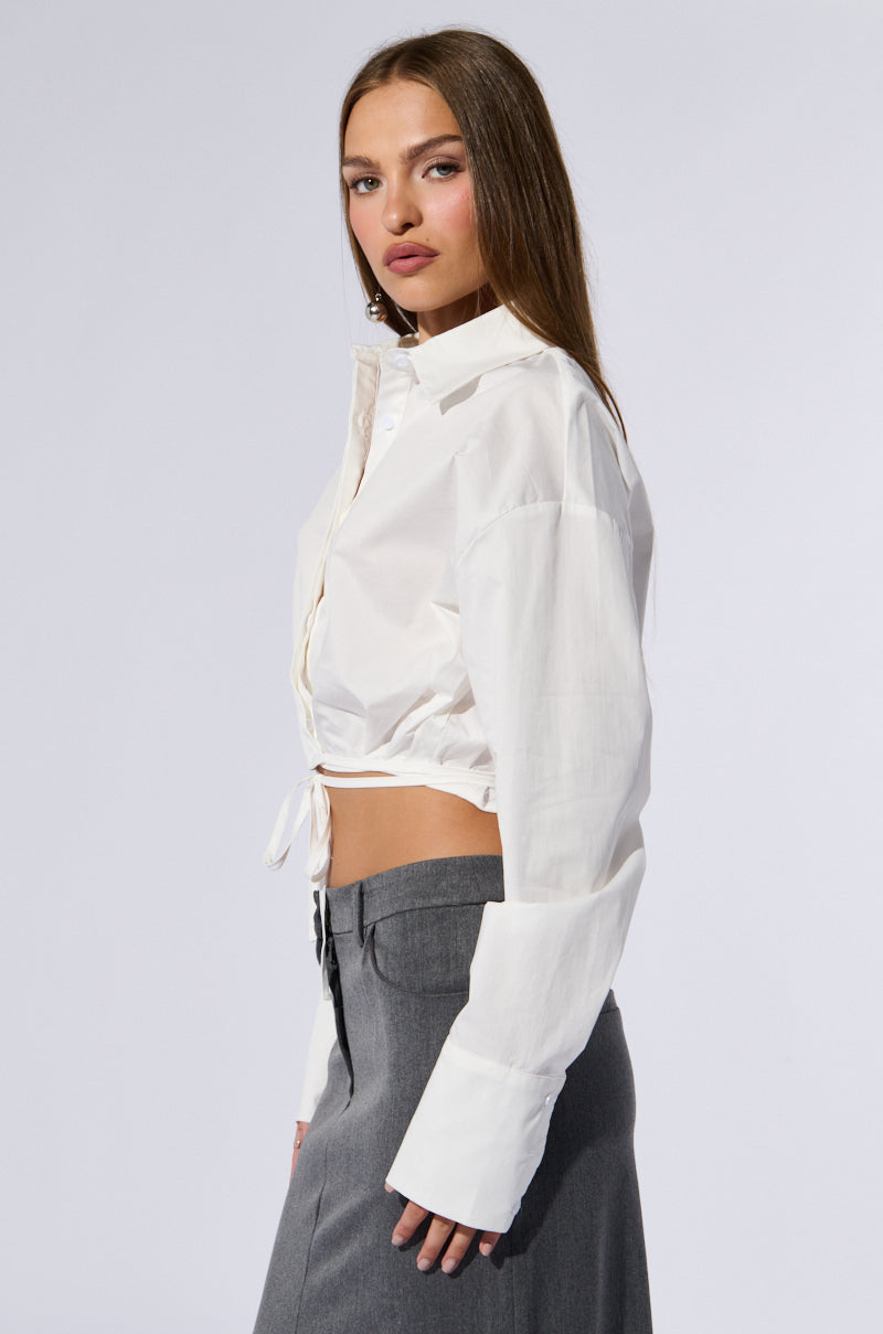 MINIMAL ELEGANCE BUTTON DOWN POPLIN SHIRT