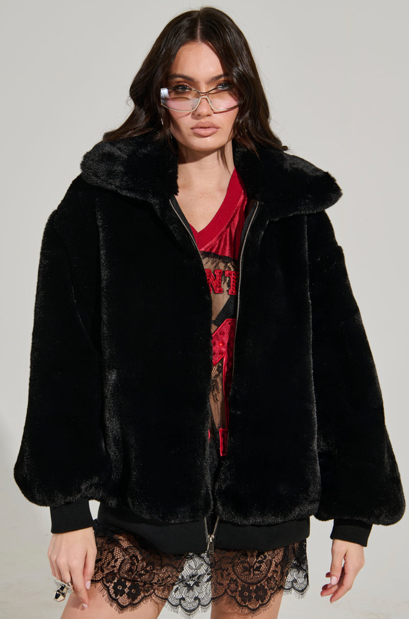 DREW STREET LONG FAUX FUR ZIP UP JACKET IN BLACK