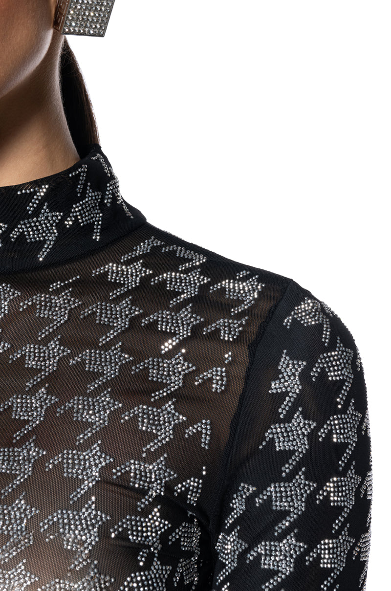 HOUNDSTOOTH GLAMOUR MOCK NECK LONG SLEEVE MESH TEE