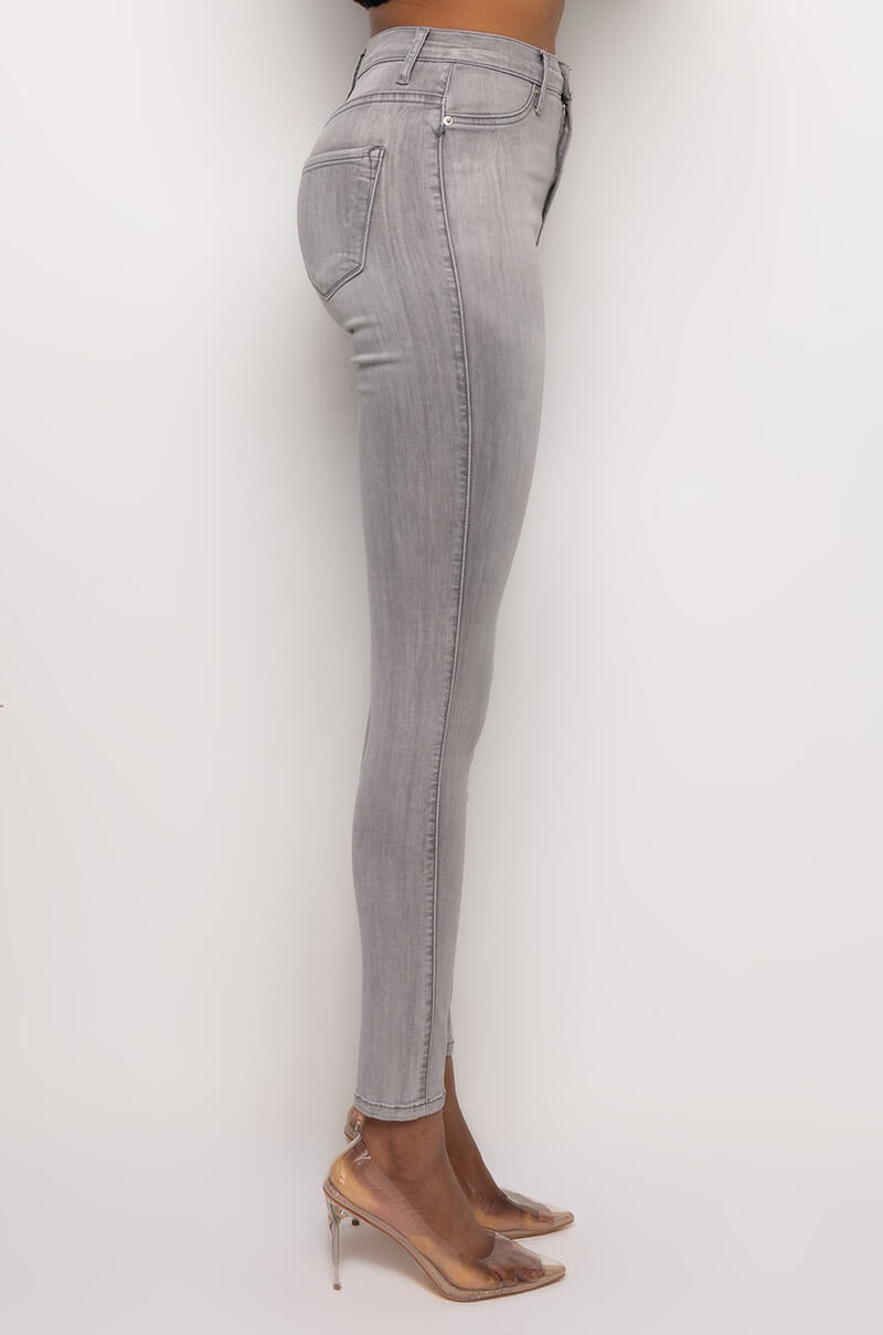 FLEX-FIT HIGH WAISTED SUPER STRETCHY SKINNY JEANS