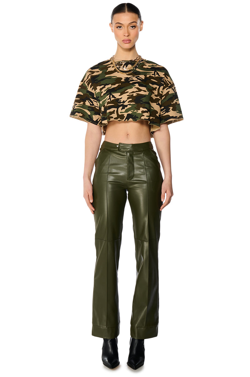 LIFT ME UP SHORT SLEEVE CAMO CROPPED SHIRT