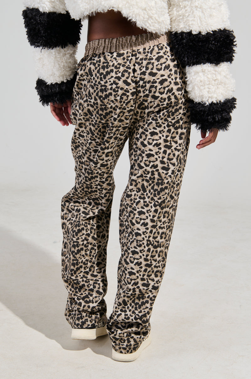 KISS ME CHEETAH PANT