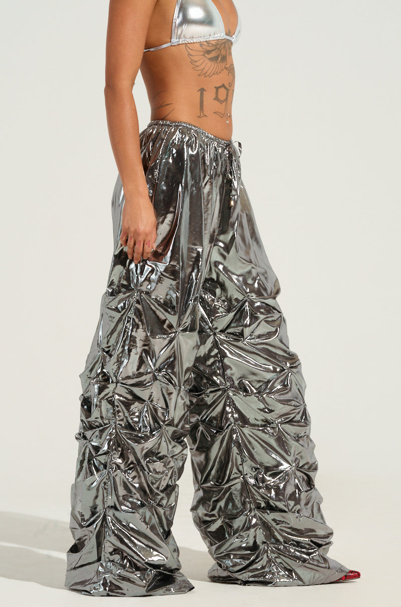 COINCIDENTAL LOVE OVERSIZED METALLIC RUCHED PANT