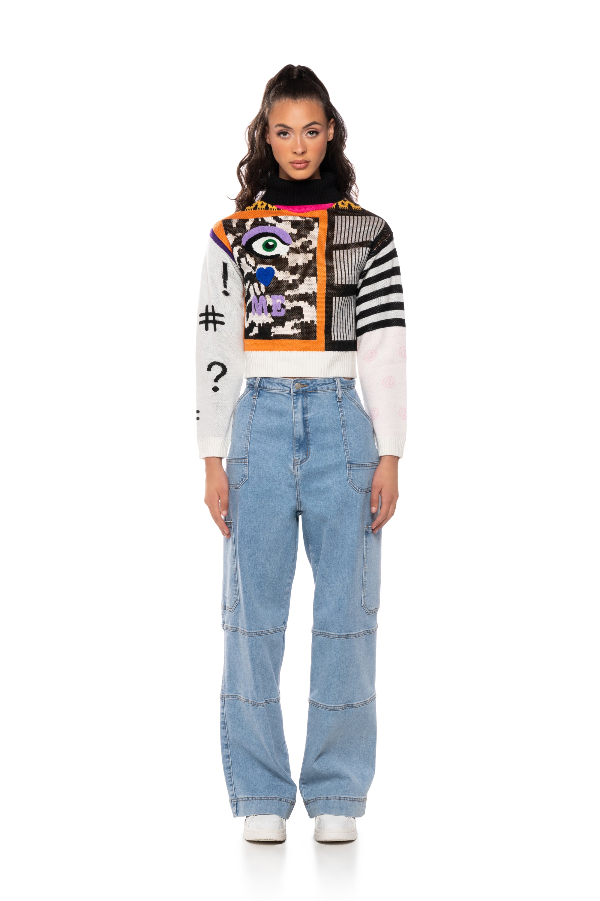 EYES ON ME GRAPHIC TURTLENECK SWEATER