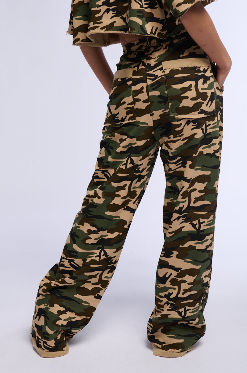 LIFT ME UP WIDE LEG CAMO JOGGER PANT