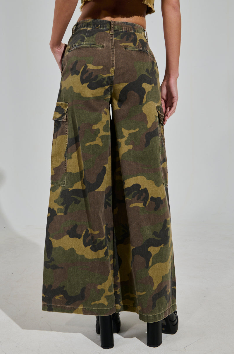 RIDE WITH ME CAMO WIDE LEG PANT