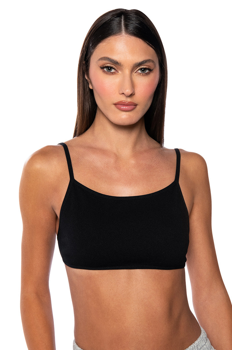 PAXTON MINIMALIST CROP TOP