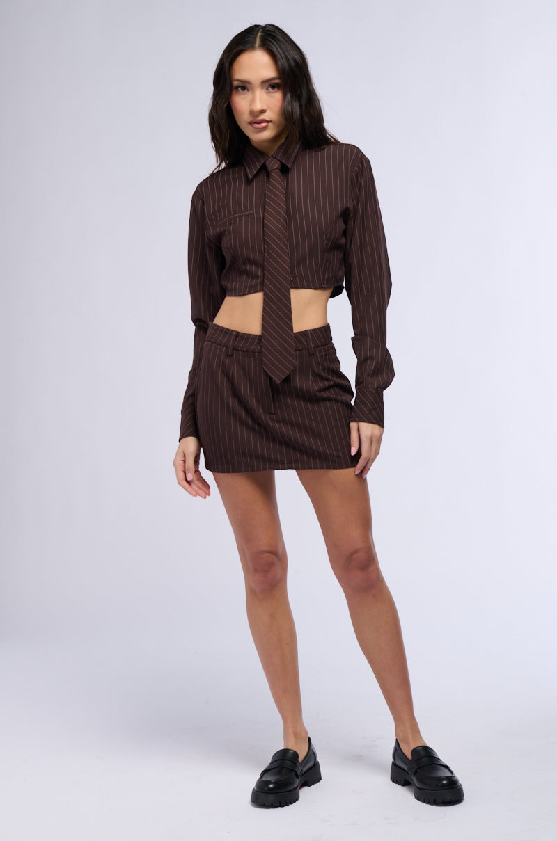 STRAIGHT TO BUSINESS PINSTRIPE TIE DETAIL CROP BLOUSE IN BROWN