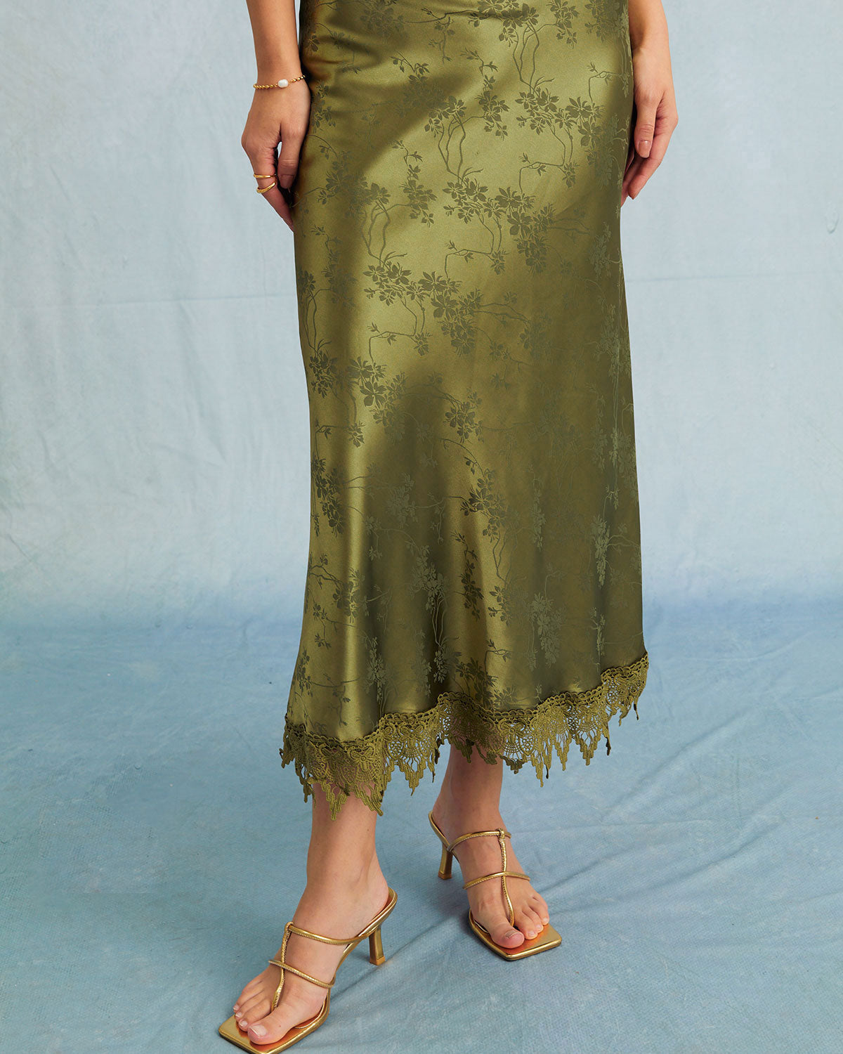 The Green Jacquard Cap Sleeve Satin Midi Dress