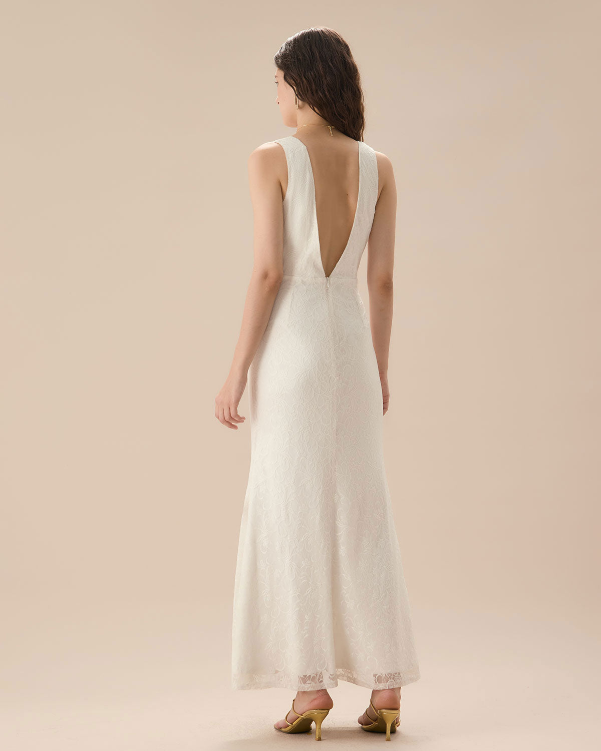 White Lace Twist Backless Maxi Dress