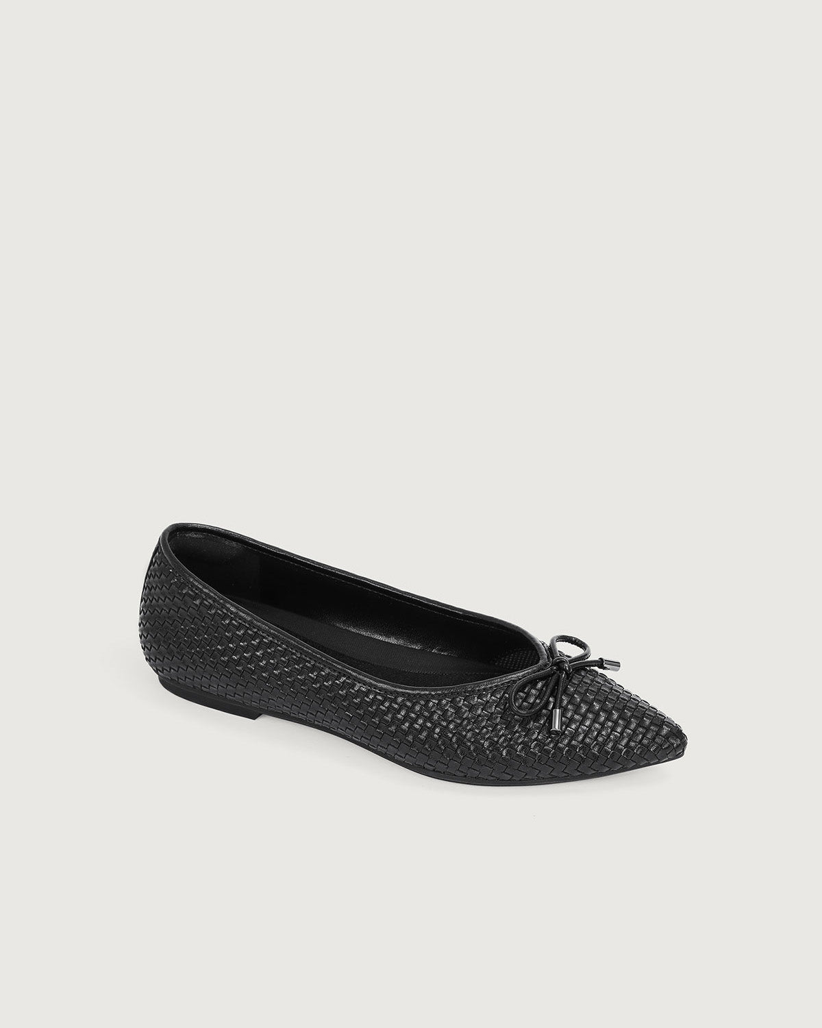 Enfiis Black sheepskin pattern microfiber woven ballet flats.