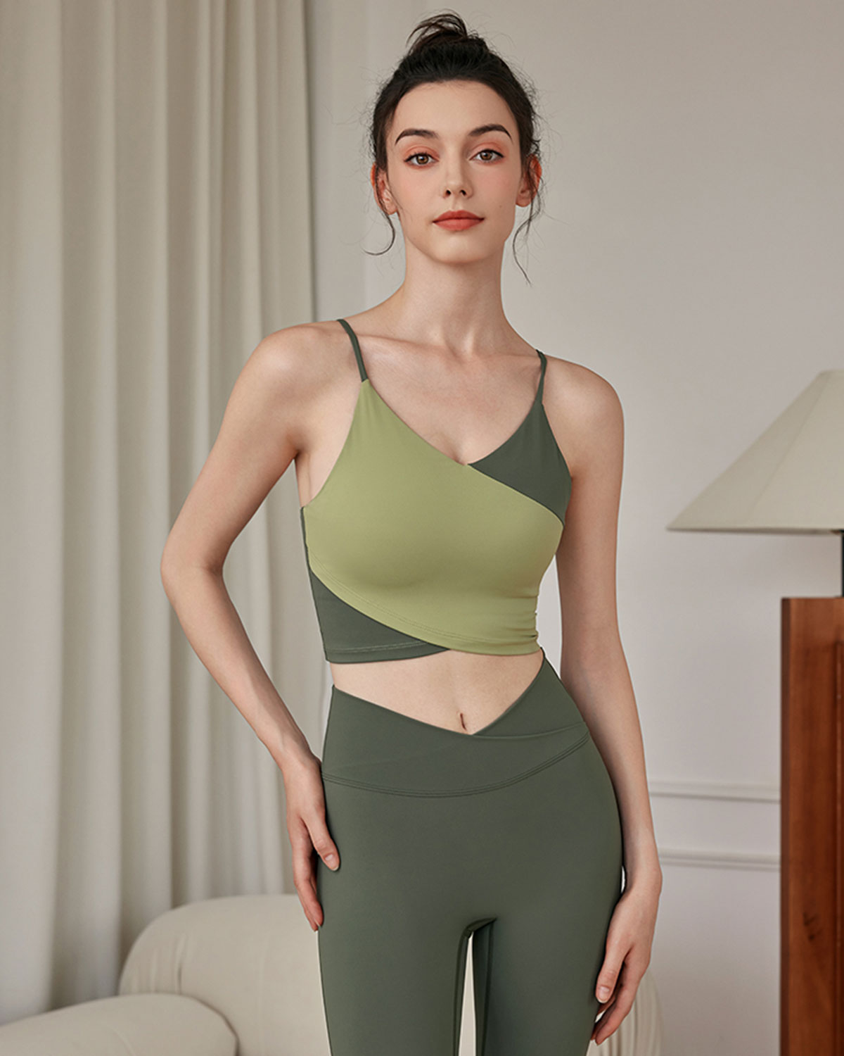 Green Contrast Camis - Medium Support