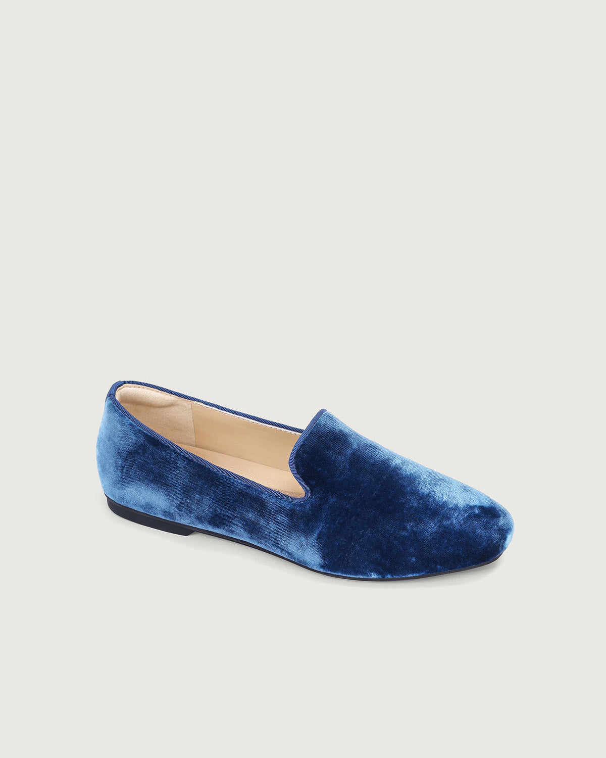 Enfiis Velvet Loafer Flats