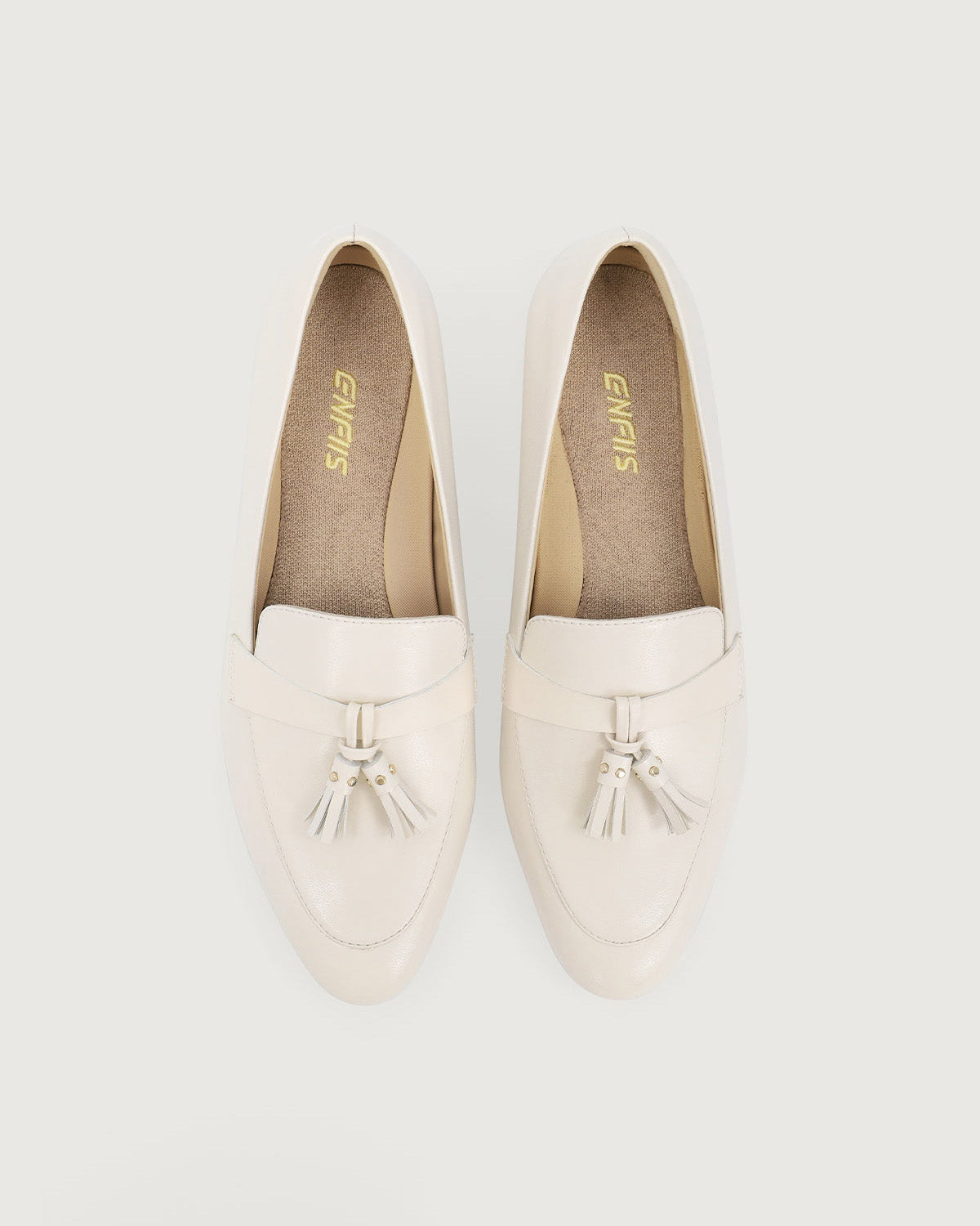 Enfiis Off White Loafer Flats