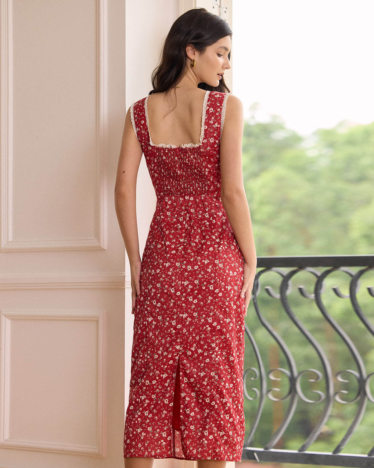 The Red Sweetheart Neck Floral Lace Trim Midi Dress