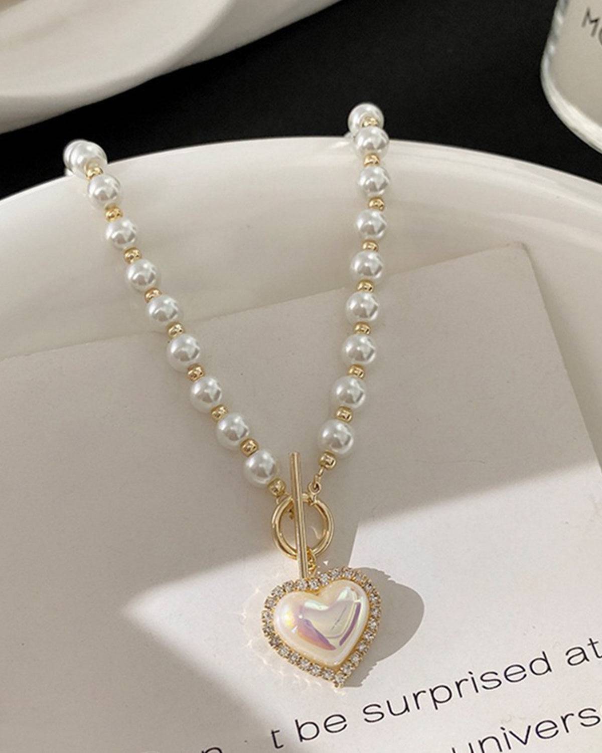 The Faux Pearl Decor Heart Pendant Necklace